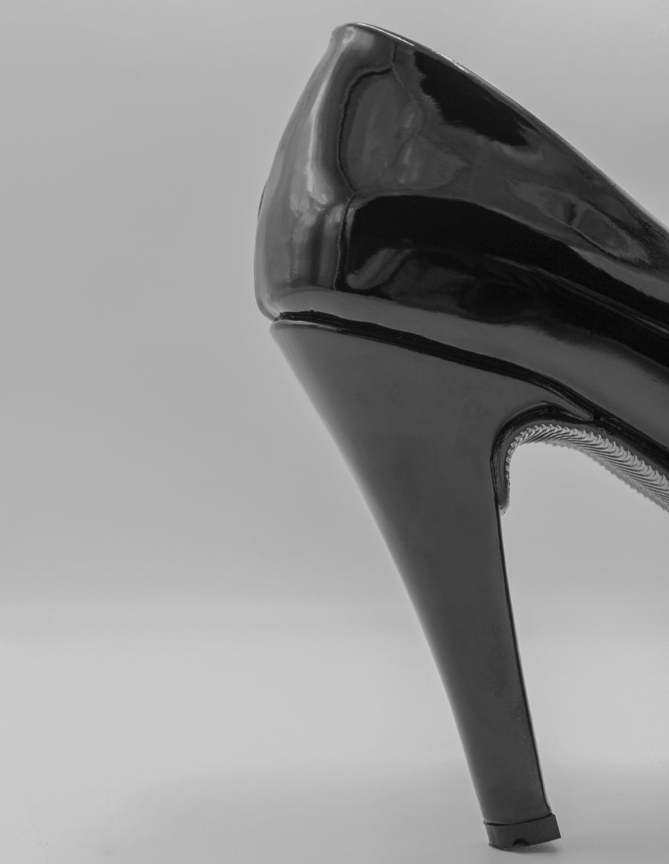 Zapatillas Classy en Charol – Negro