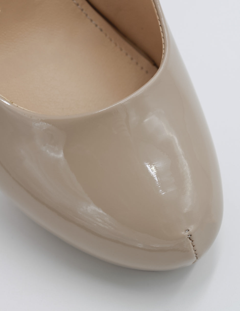 Zapatillas Classy en Charol – Beige