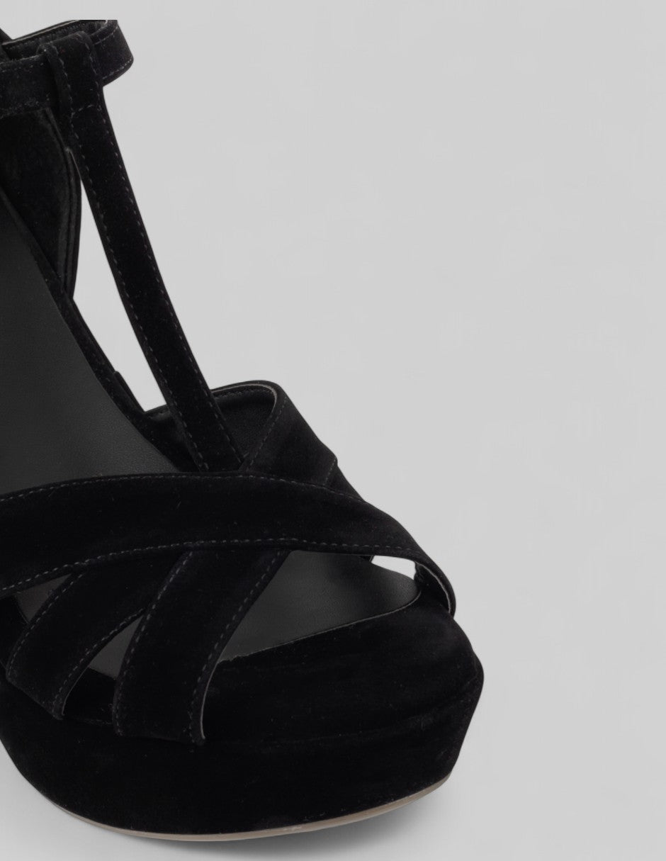 Sandalia con tacón Danira en Terciopelo – Negro