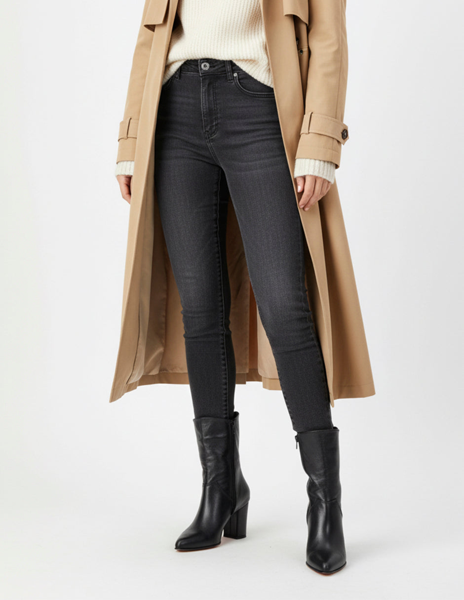 Botín con tacón Signature Line en Piel – Negro