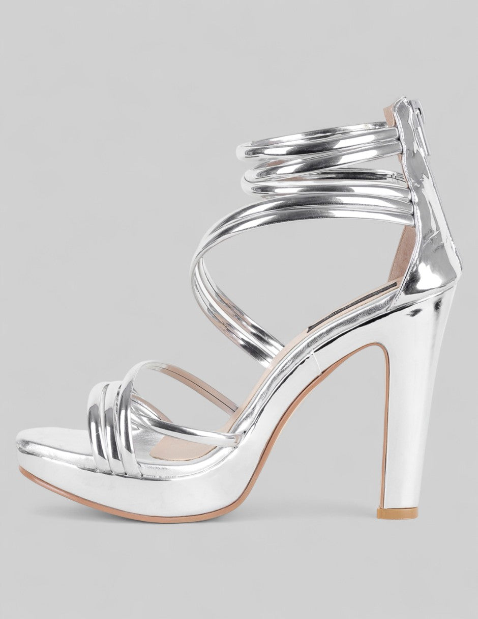 Sandalia con tacón Glowm en Sintético – Plata