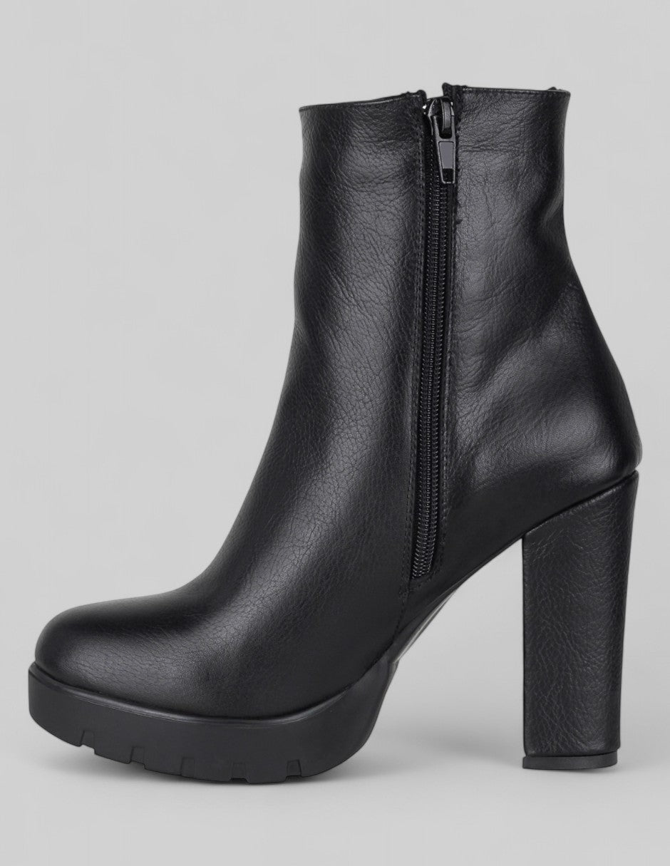 Botín con tacón Signature Line en Piel – Negro