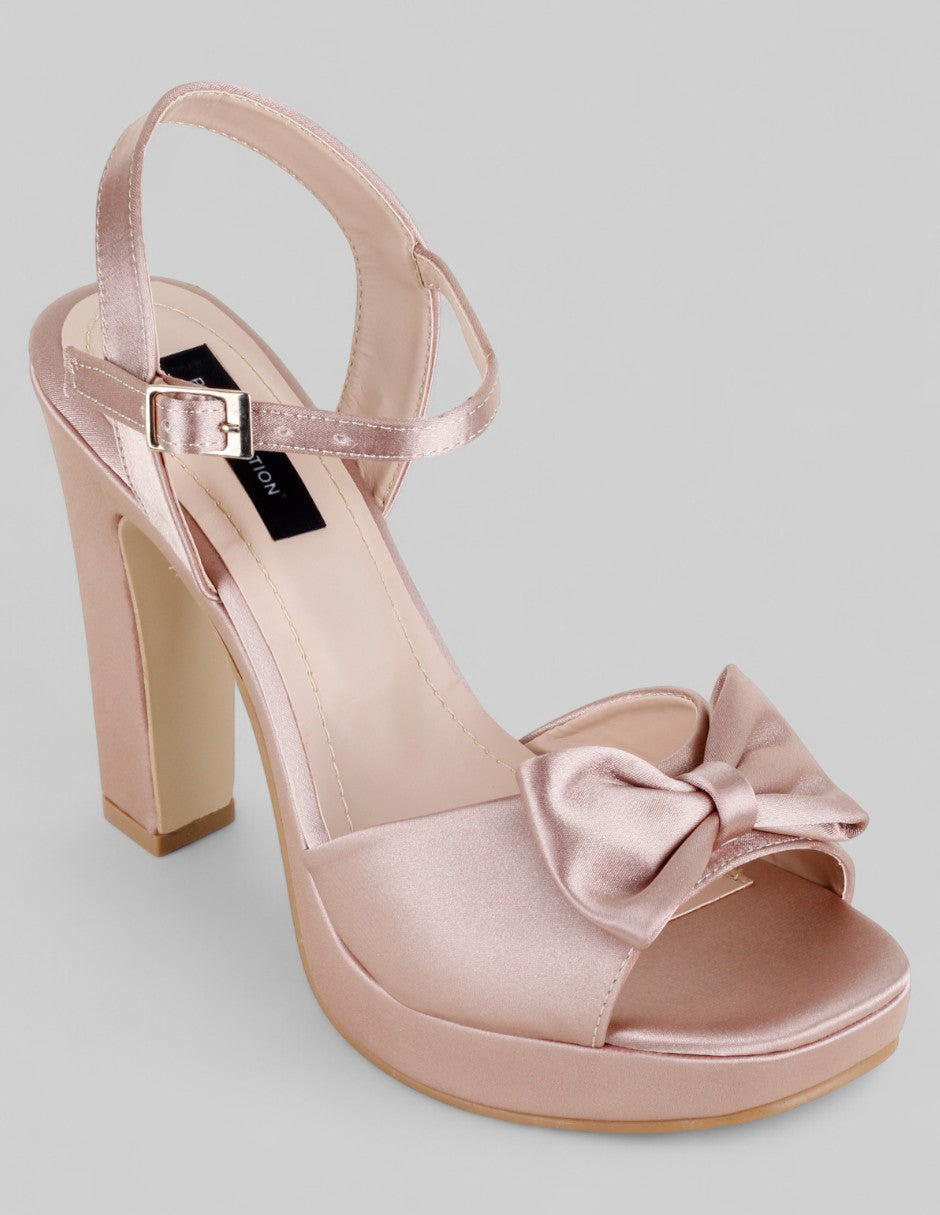 Sandalia con tacón Exterior Textil Color Beige Para Mujer De RBCOLLECTION