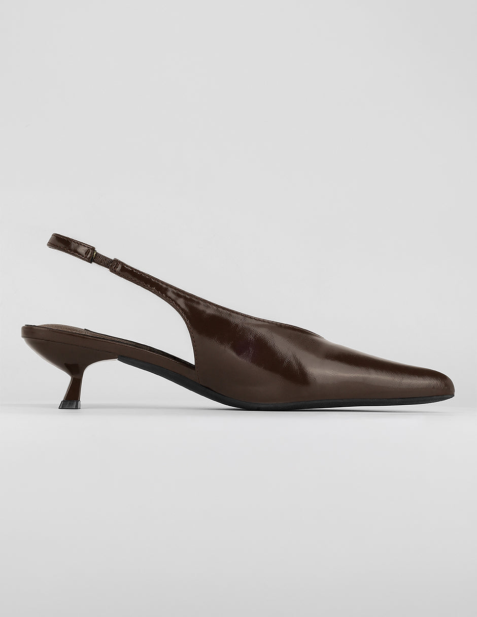 Zapatillas Rowe en Piel vegana – Café