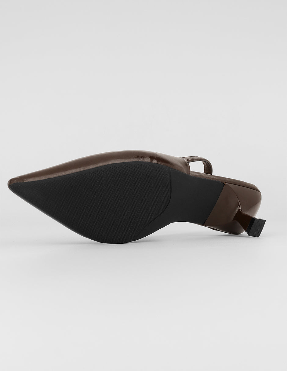 Zapatillas Rowe en Piel vegana – Café
