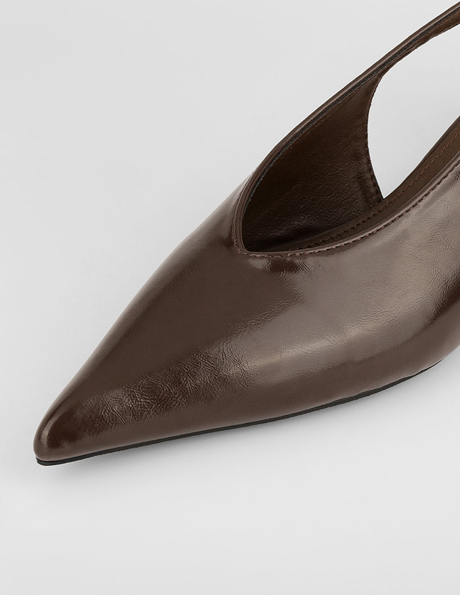 Zapatillas Rowe en Piel vegana – Café