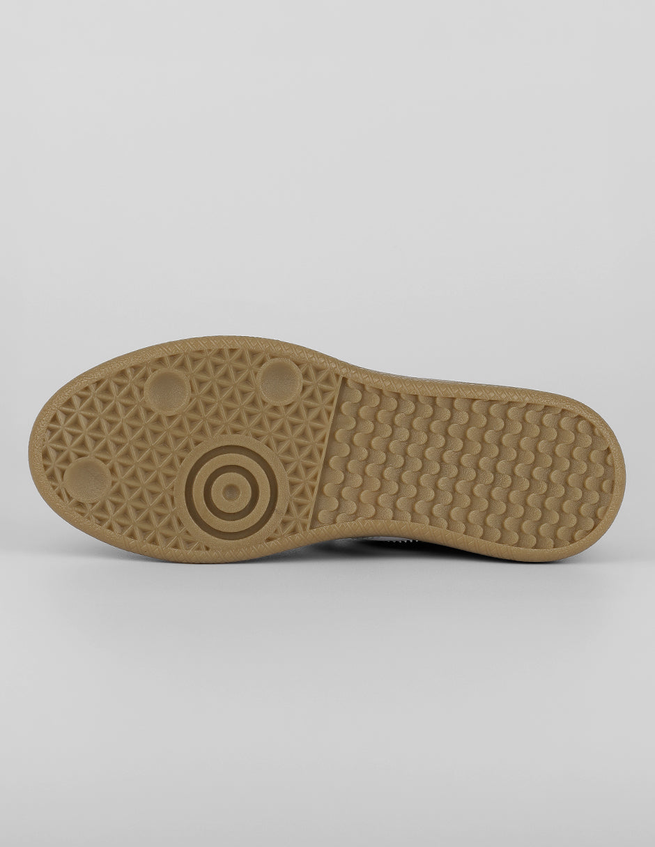 Tenis con cordones  Verona en Piel vegana – Negro