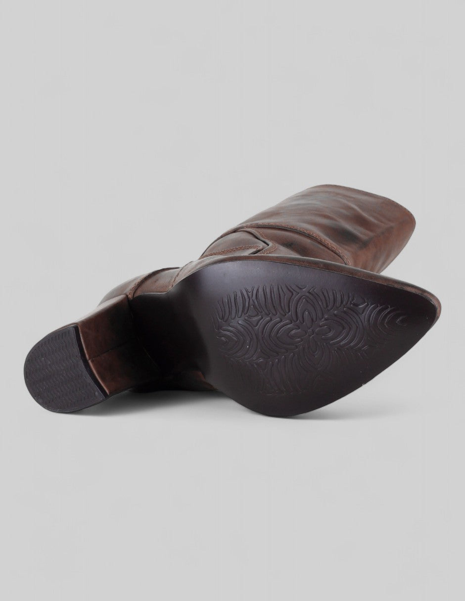 Botín con tacón Signature Line en Piel – Café