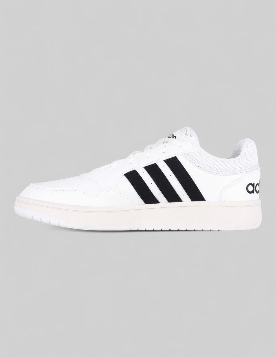 Tenis con cordones  Hoops 3.0 Low  en Piel vegana – Blanco
