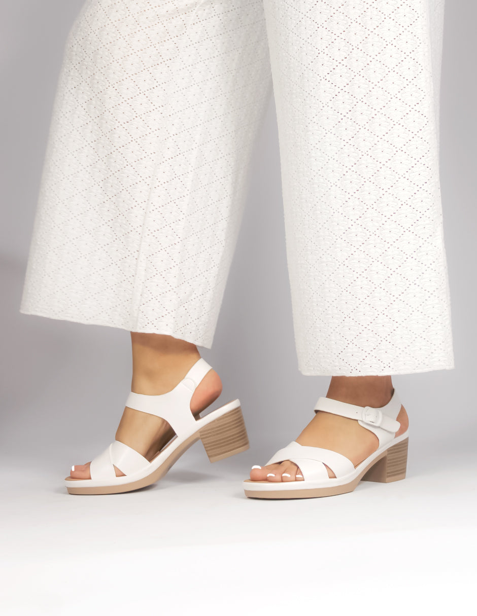 Sandalia con tacón Exterior Sintético Color Blanco Para Mujer De RBCOLLECTION