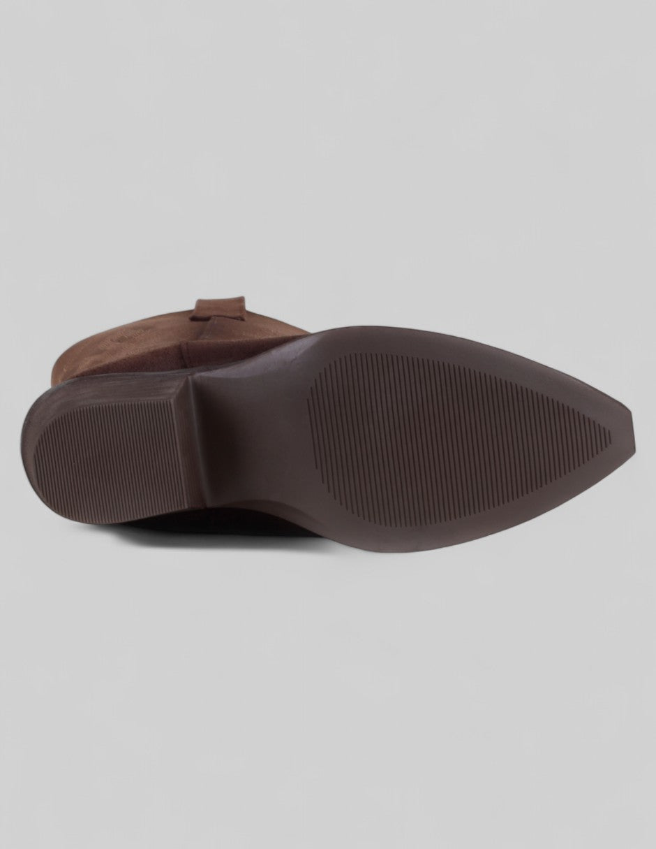 Botas tipo western West en Gamuza sintética – Café