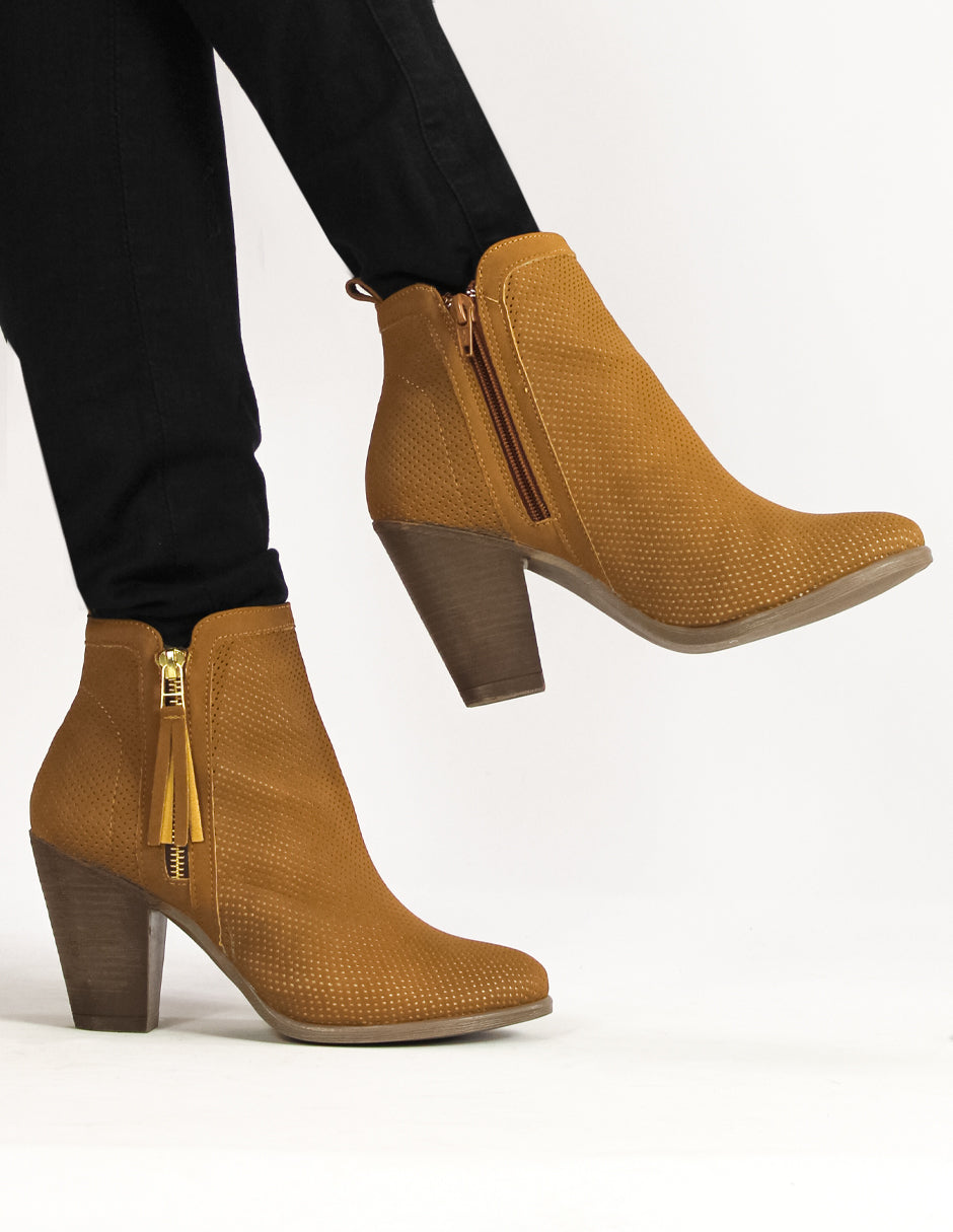 Botín con tacón Exterior Textil Color Café Para Mujer De RBCOLLECTION