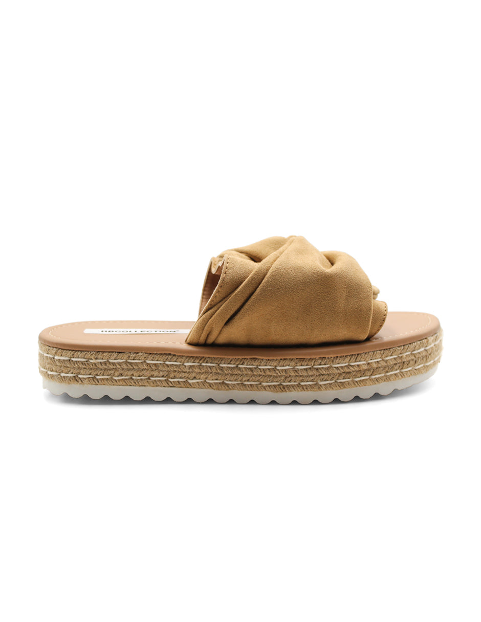 Sandalias de piso Color Café Para Mujer De RBCOLLECTION