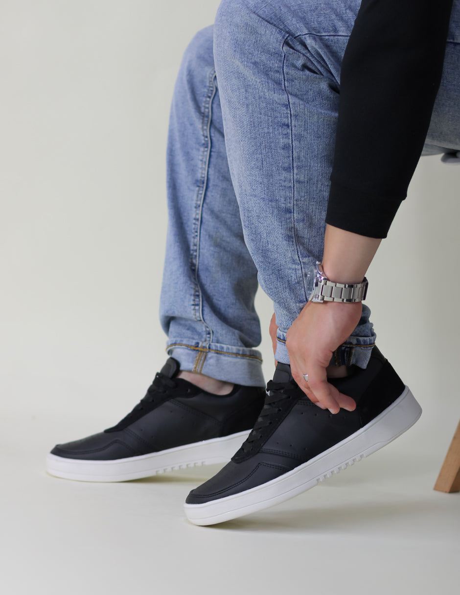 Tenis con cordones M.R.U en Piel vegana - Negro