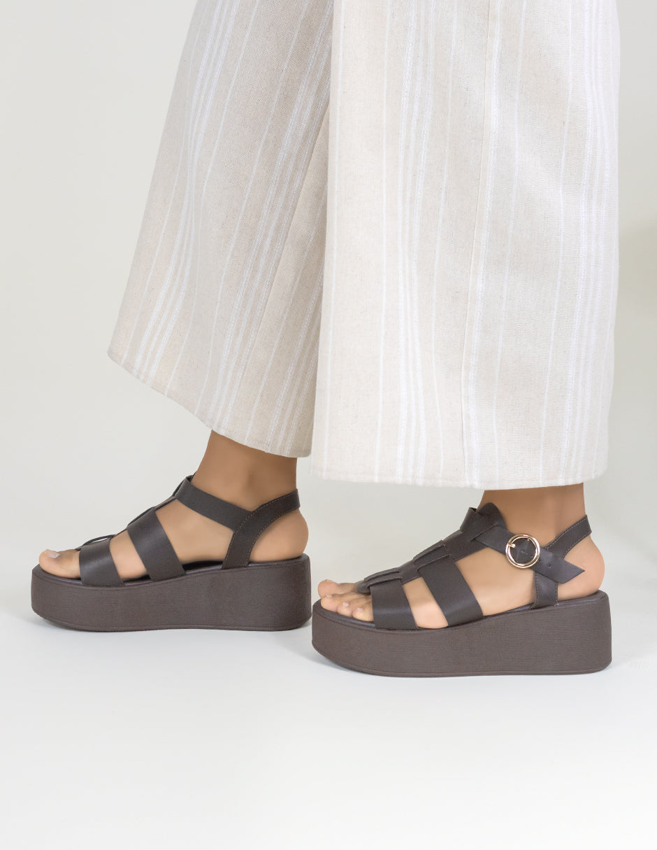 Sandalias con plataforma  en Piel vegana – Café