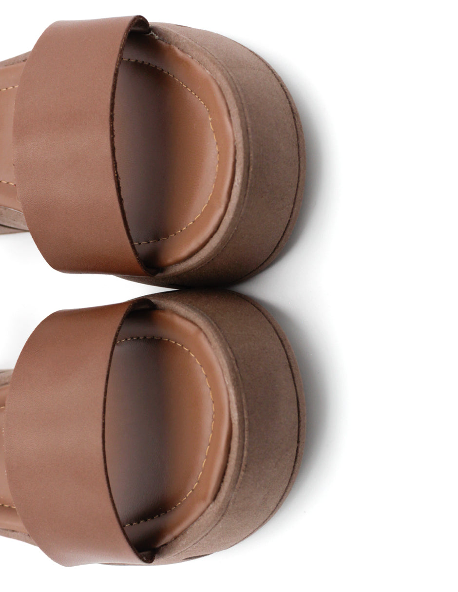Sandalias con plataforma  en Piel vegana – Café