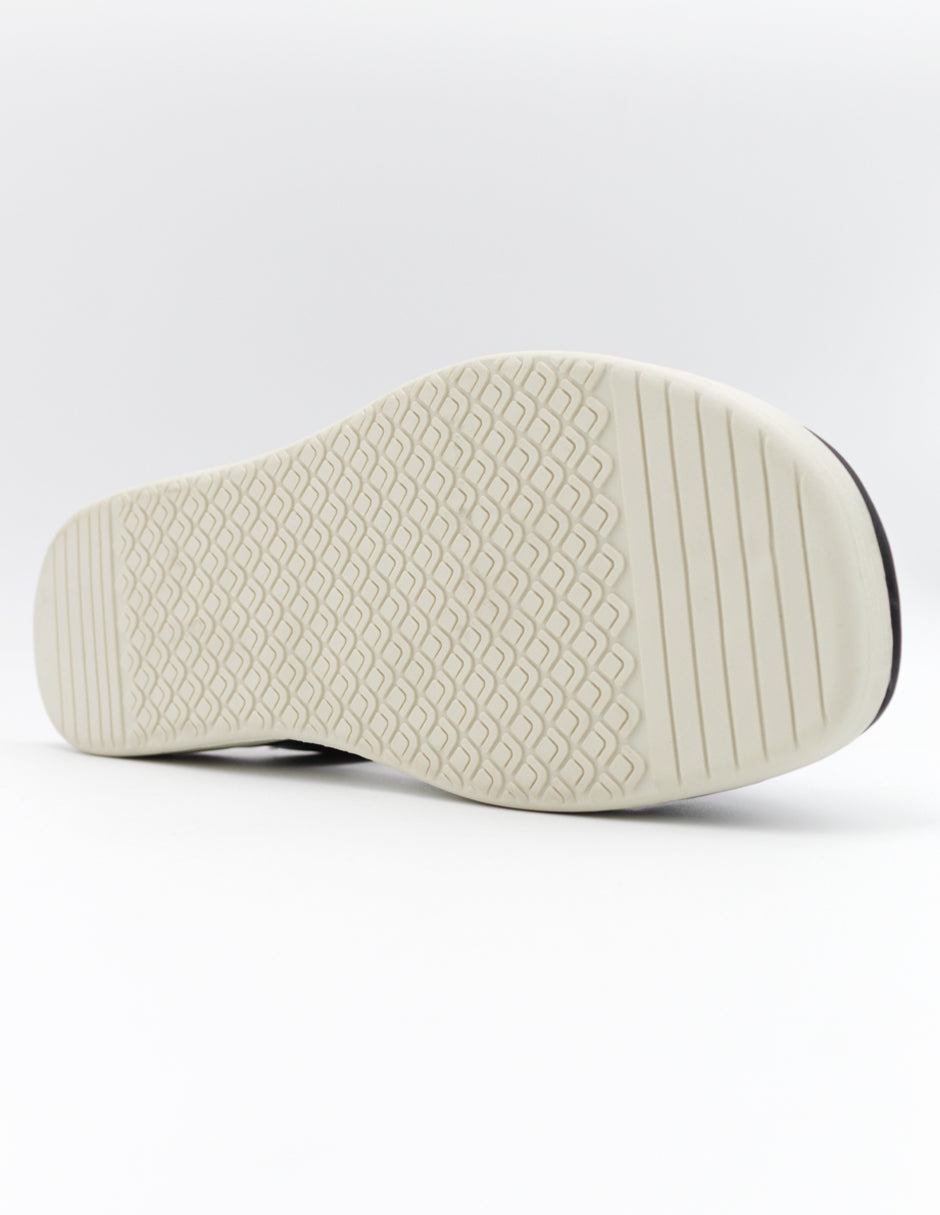 Sandalias de piso Hand made en Piel vegana – Negro