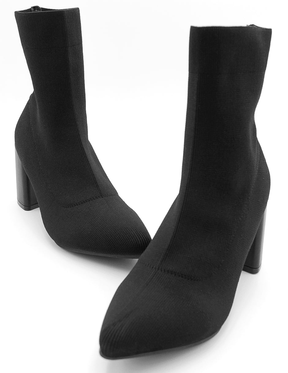 Botín con tacón Nevada en Textil – Negro