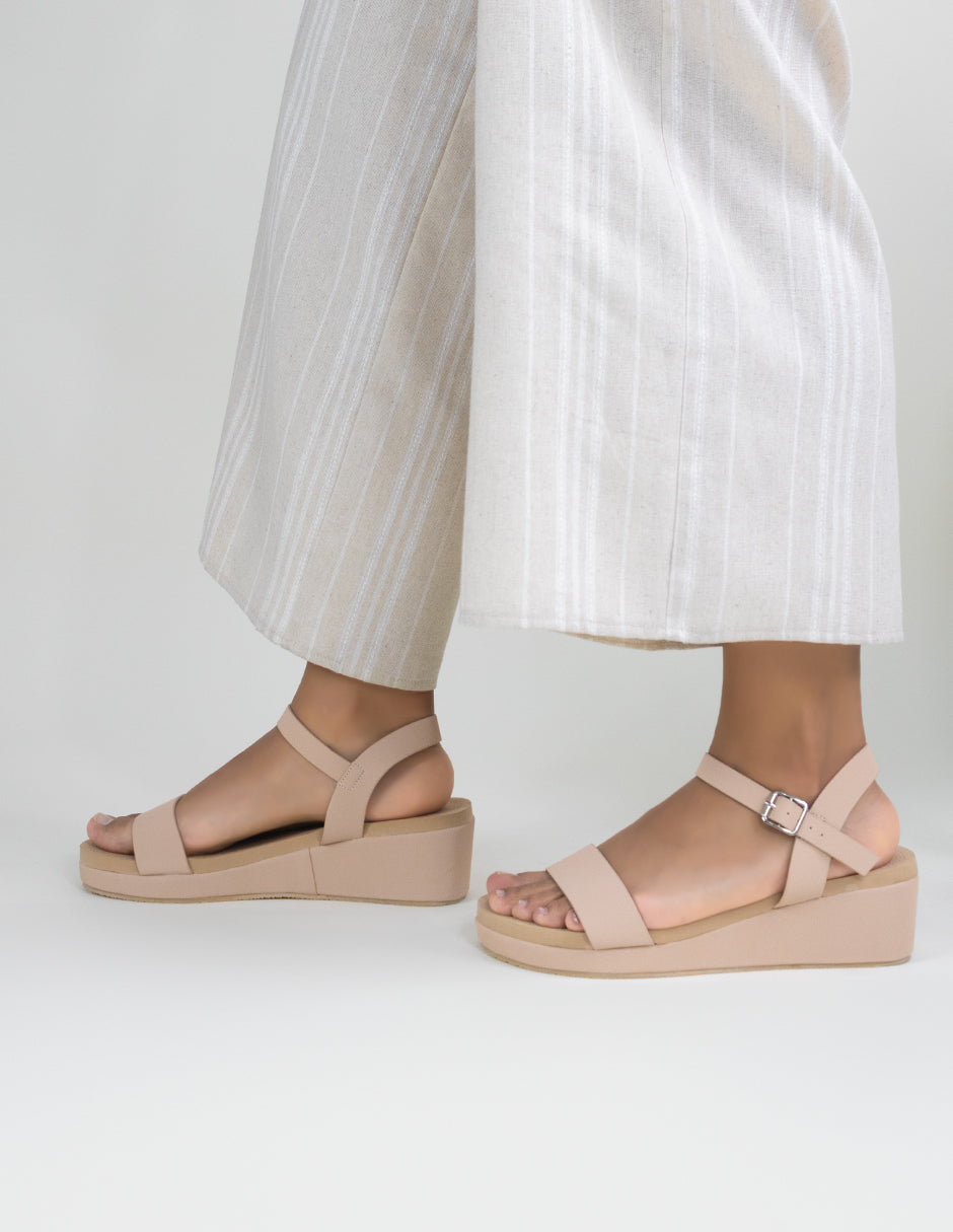 Sandalias con plataforma  en Piel vegana – Beige