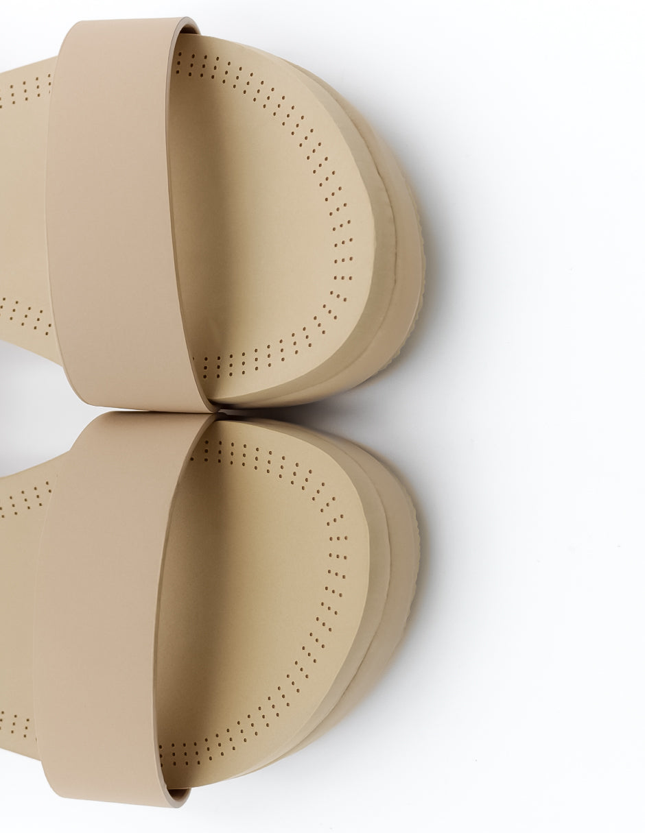 Sandalias con plataforma  en Piel vegana – Beige