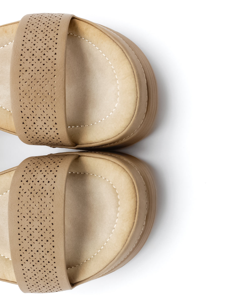 Sandalias con plataforma  en Piel vegana – Café