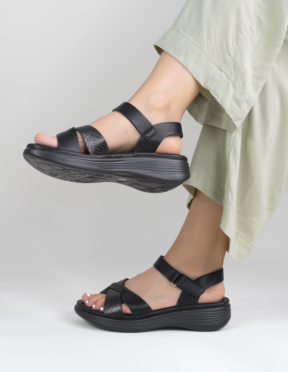 Sandalias con plataforma  en Piel vegana – Negro