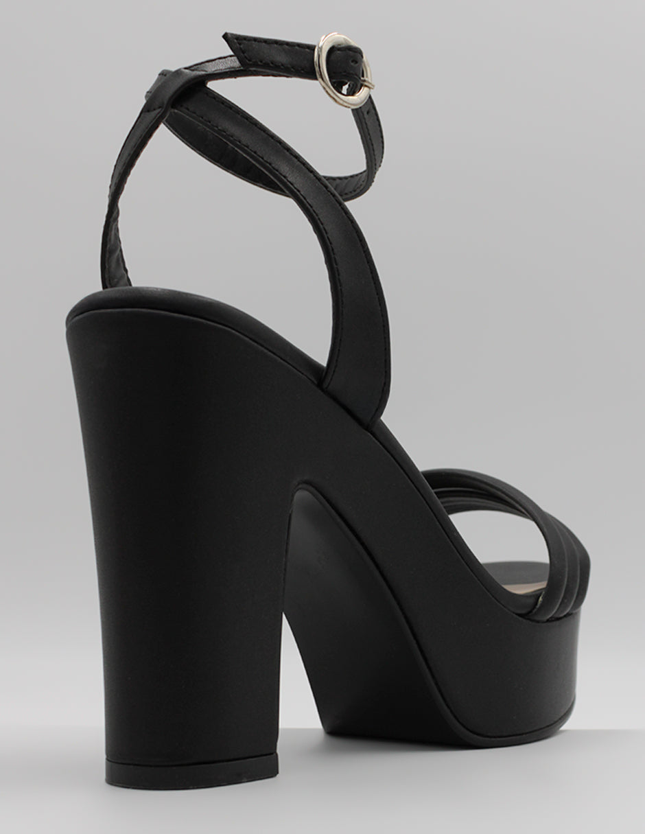 Sandalia con tacón Sassy en Piel vegana – Negro