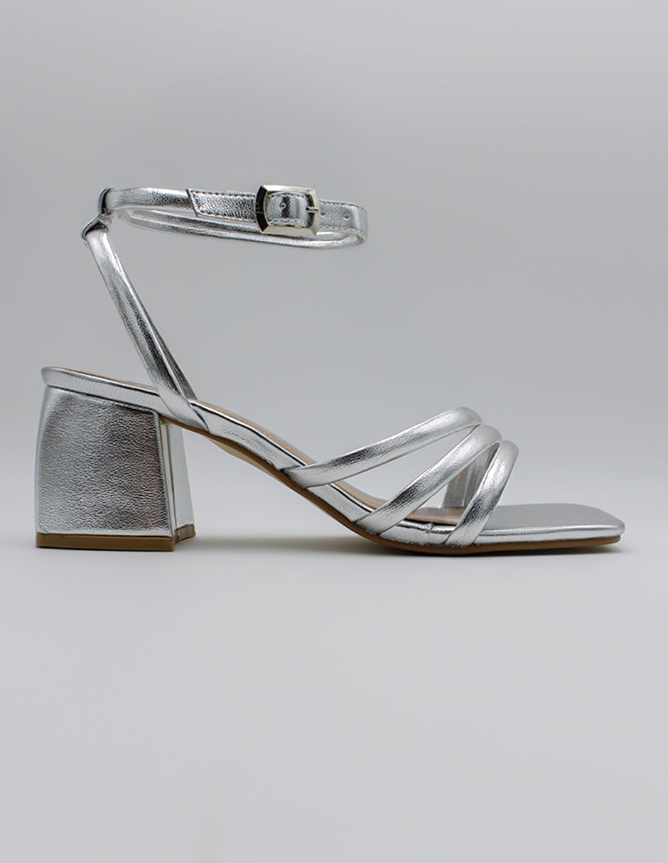 Sandalia con tacón Stela en Sintético – Plata