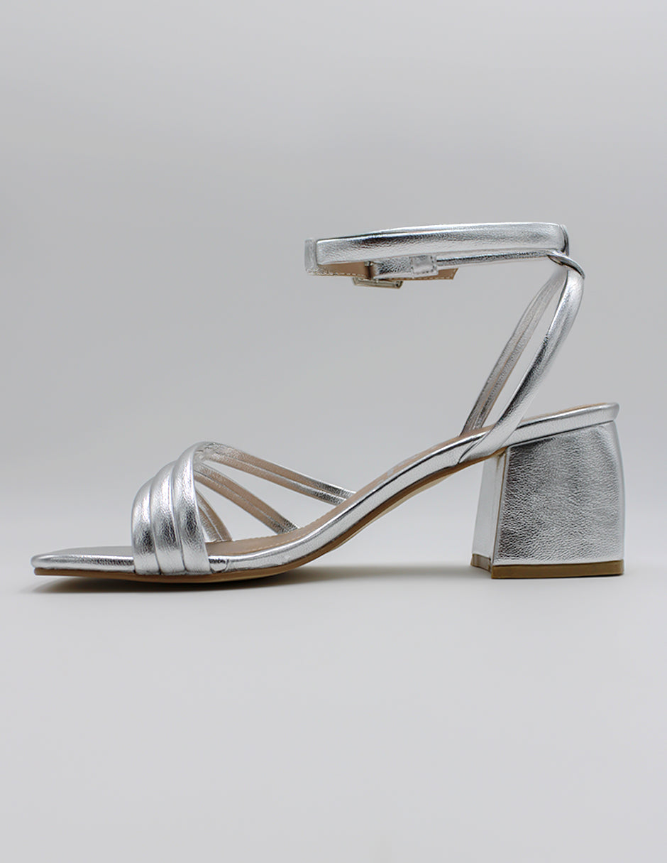 Sandalia con tacón Stela en Sintético – Plata