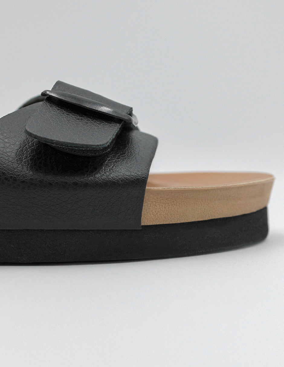 Sandalias con plataforma Yuri en Piel vegana – Negro
