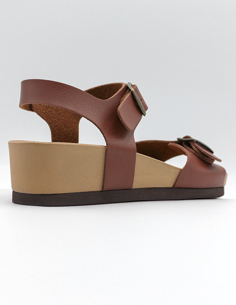 Sandalias con plataforma Yuri en Piel vegana – Café