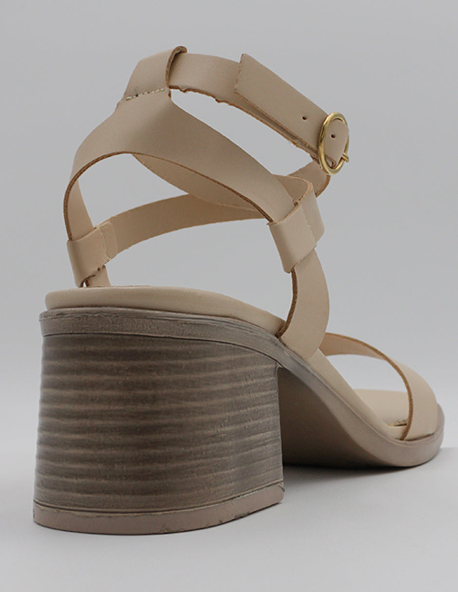 Sandalia con tacón Beeny en Piel vegana – Beige