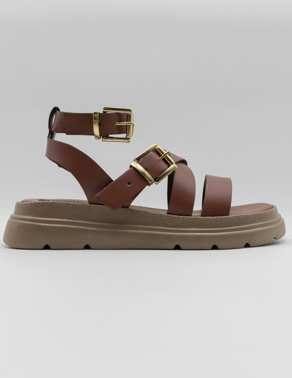 Sandalias con plataforma Yuri en Piel vegana – Café