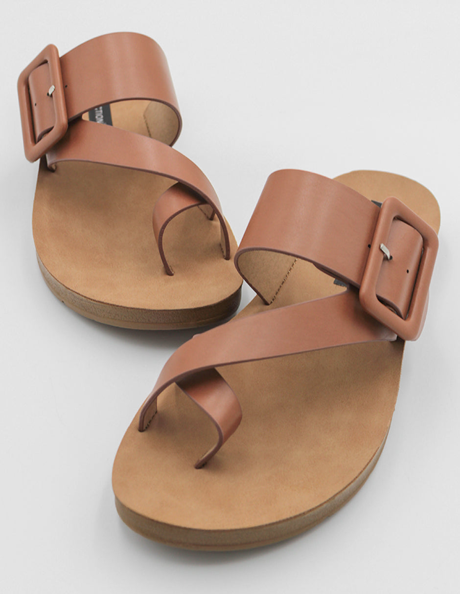 Sandalias de piso Daily  en Piel vegana – Café