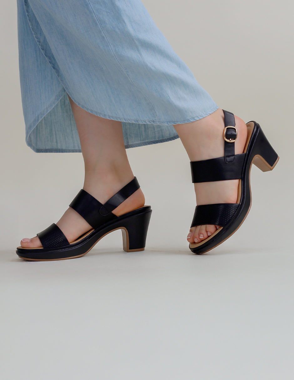 Sandalia con tacón Cloud steps en Piel vegana – Negro