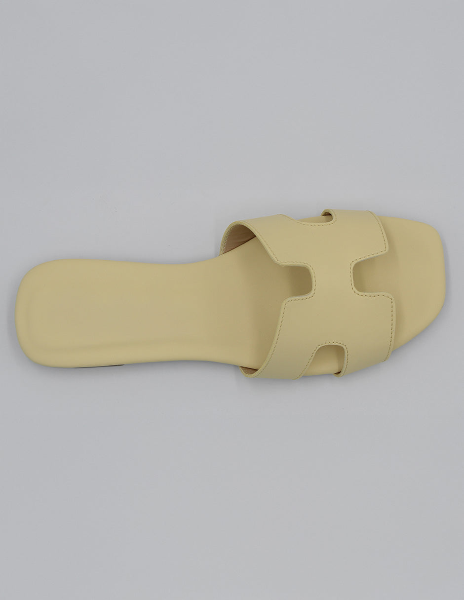 Sandalias de piso Soft en Piel vegana – Amarillo