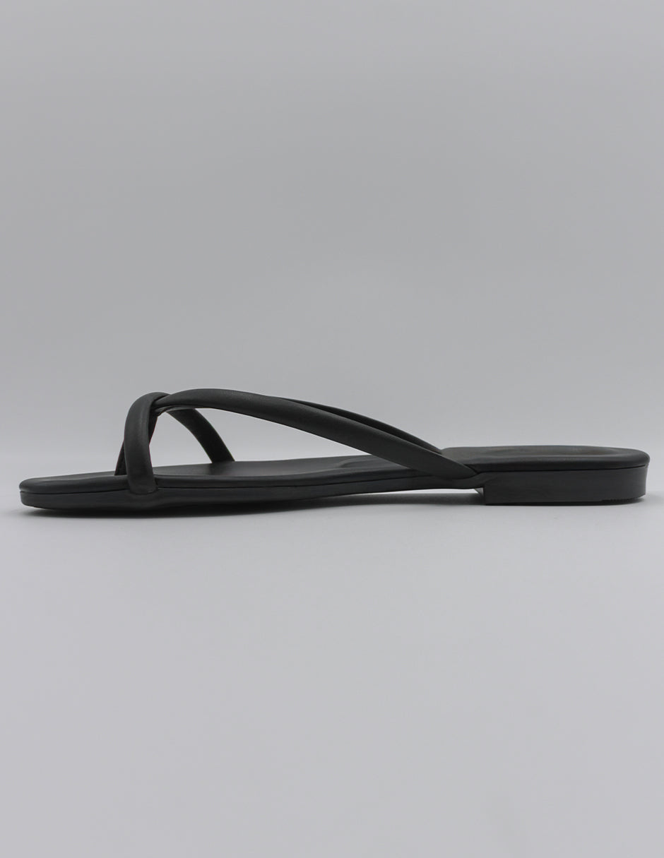 Sandalias de piso Soft en Piel vegana – Negro