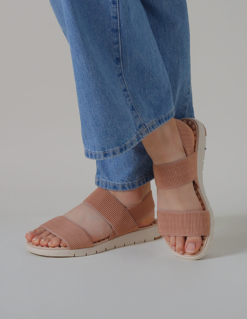 Sandalias de piso Daril en Textil – Beige