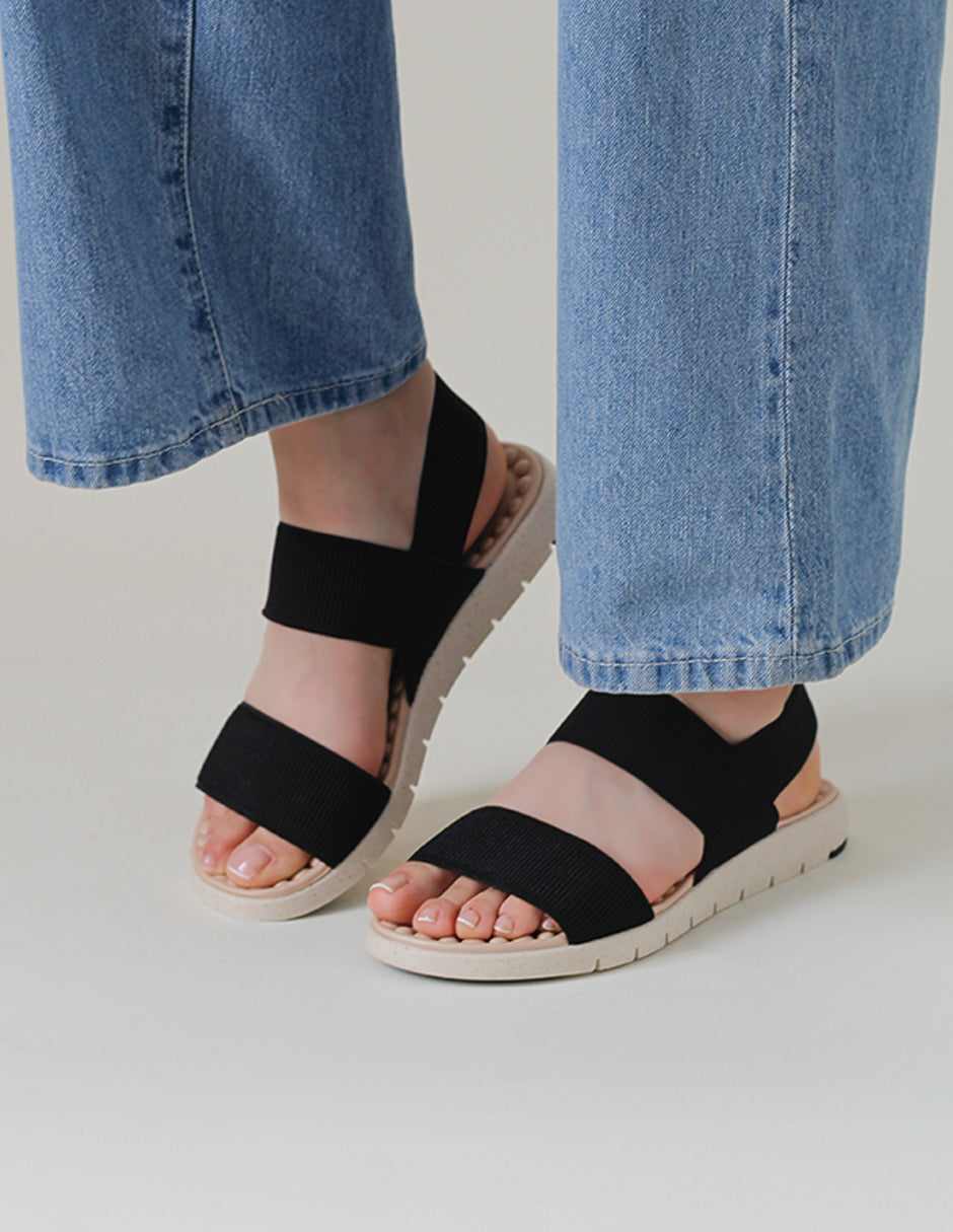Sandalias de piso Daril en Textil – Negro
