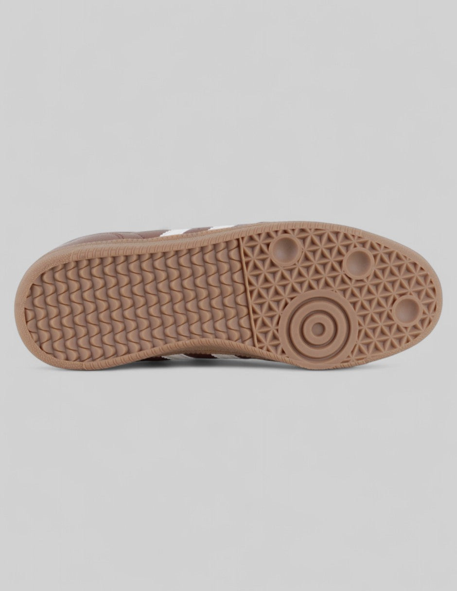 Tenis con cordones Highline en Piel vegana – Café