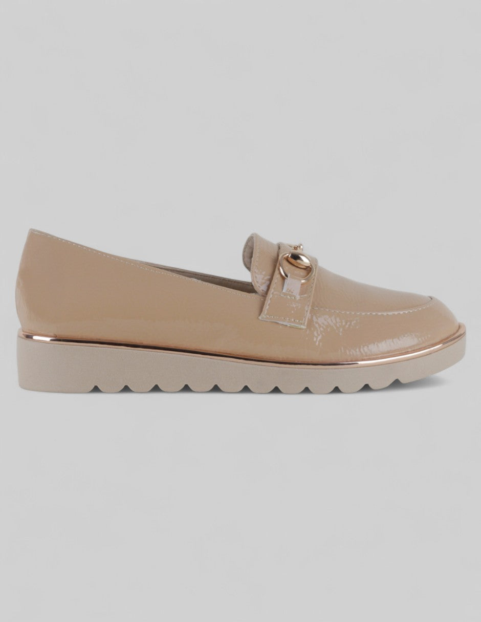 Mocasines Classy en Charol – Beige