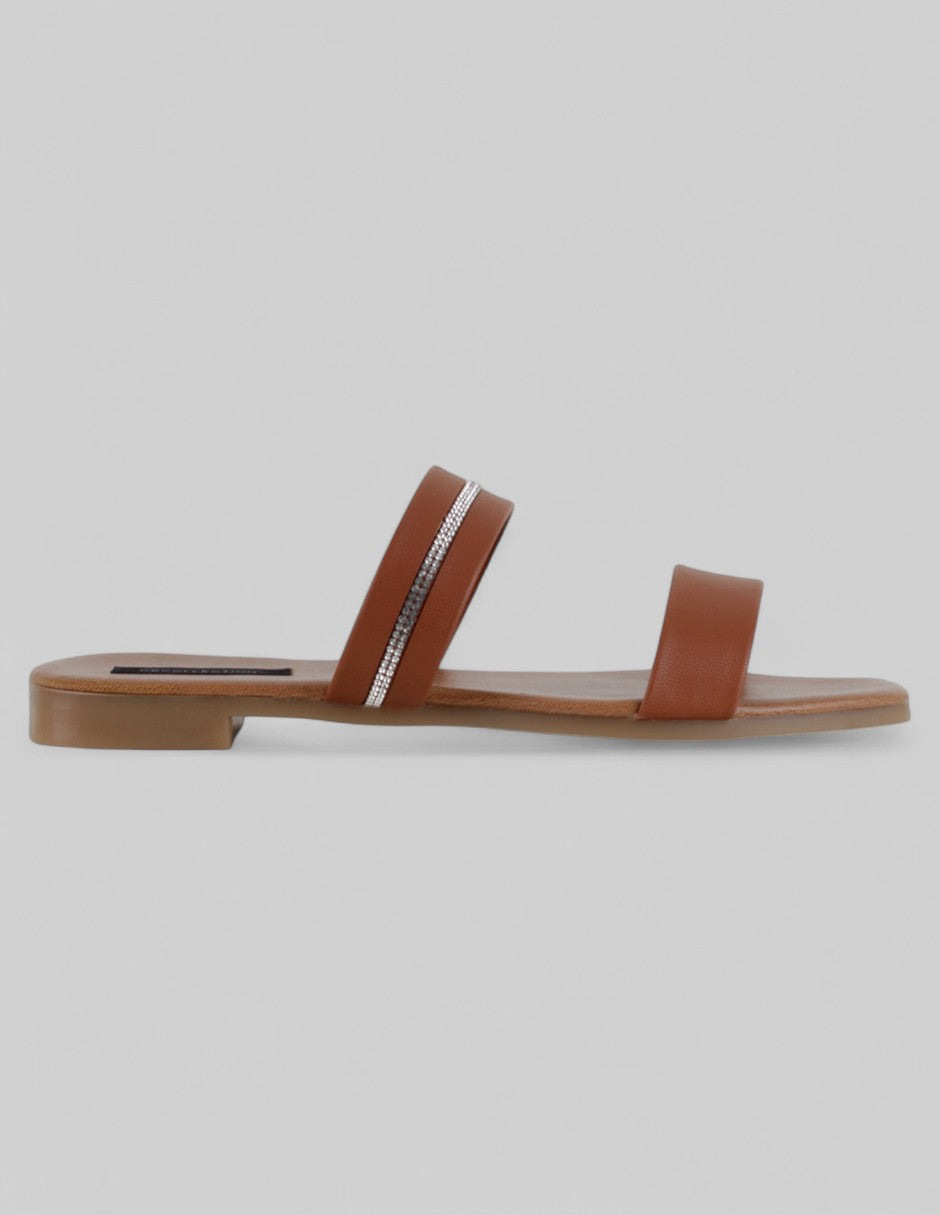 Sandalias de piso Soft en Piel vegana – Café
