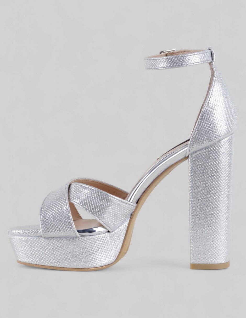 Sandalia con tacón Glowm en Sintético – Plata