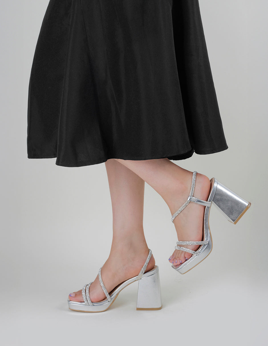 Sandalia con tacón Glowm en Sintético – Plata