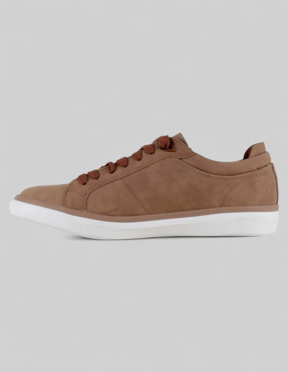 Tenis con cordones Urban en Piel vegana – Café
