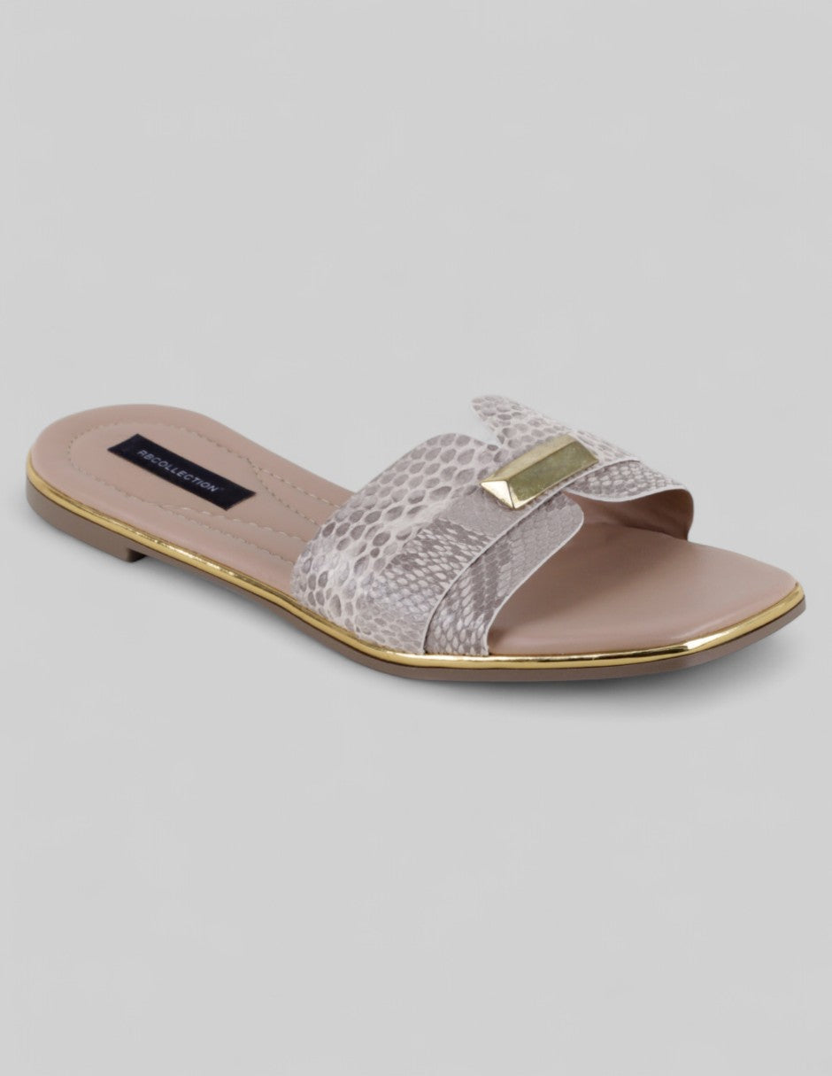 Sandalias de piso Soft en Piel vegana – Beige