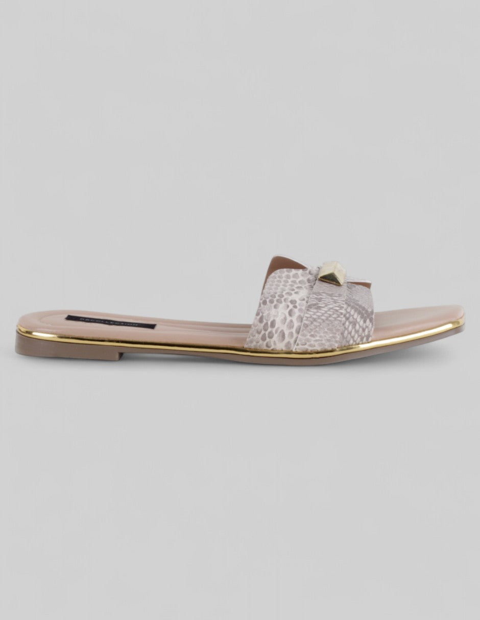 Sandalias de piso Soft en Piel vegana – Beige