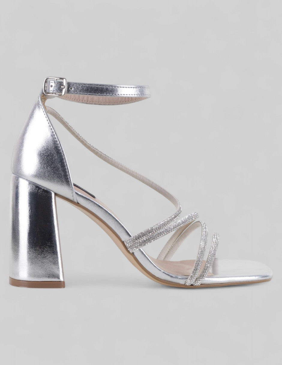 Sandalia con tacón Glowm en Sintético – Plata