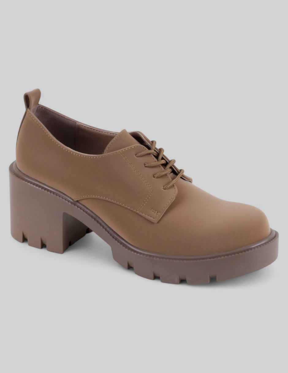 Botín con tacón Exterior Piel de Durazno Color Café Para Mujer De RBCOLLECTION