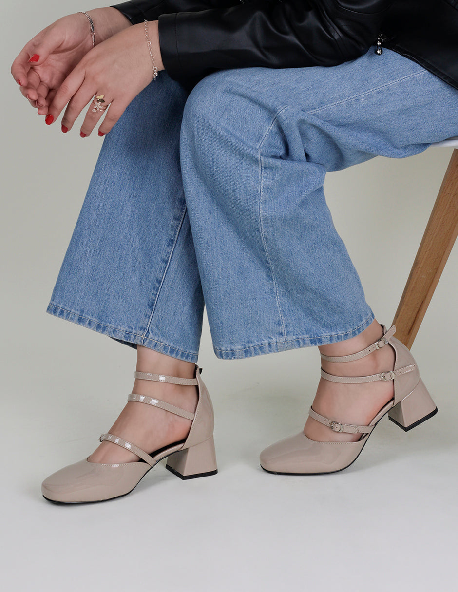 Zapatillas Loop en Charol – Beige